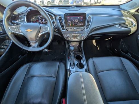 Used 2024 Chevrolet Malibu LT image 11
