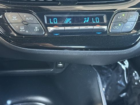 Certified 2018 Toyota C-HR XLE FWD image 19