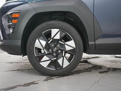 Certified 2024 Hyundai Kona SEL AWD/4WD image 23