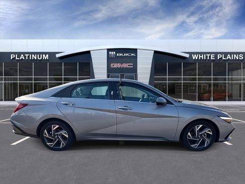 Used 2021 Honda Odyssey Touring image 30