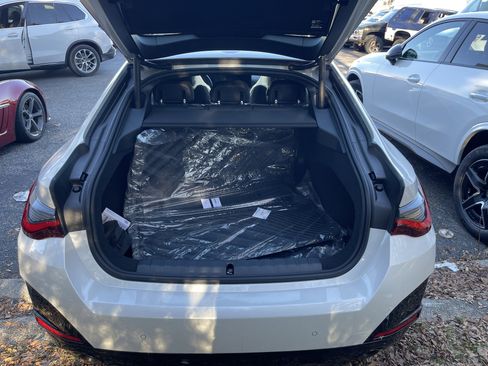 New 2026 BMW 430i xDrive w/ M Sport Package image 4