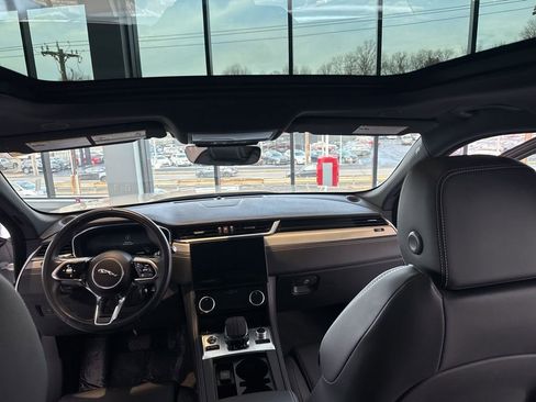 Used 2025 Jaguar F-PACE R-Dynamic S AWD/4WD image 25