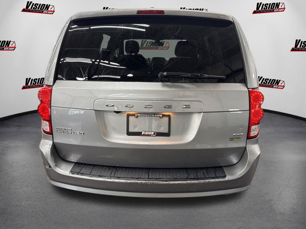 Used 2019 Dodge Grand Caravan SXT FWD image 6