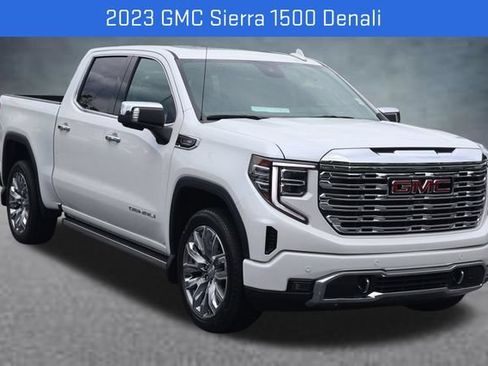 Used 2023 GMC Sierra 1500 Denali w/ Denali Reserve Package AWD/4WD image 1