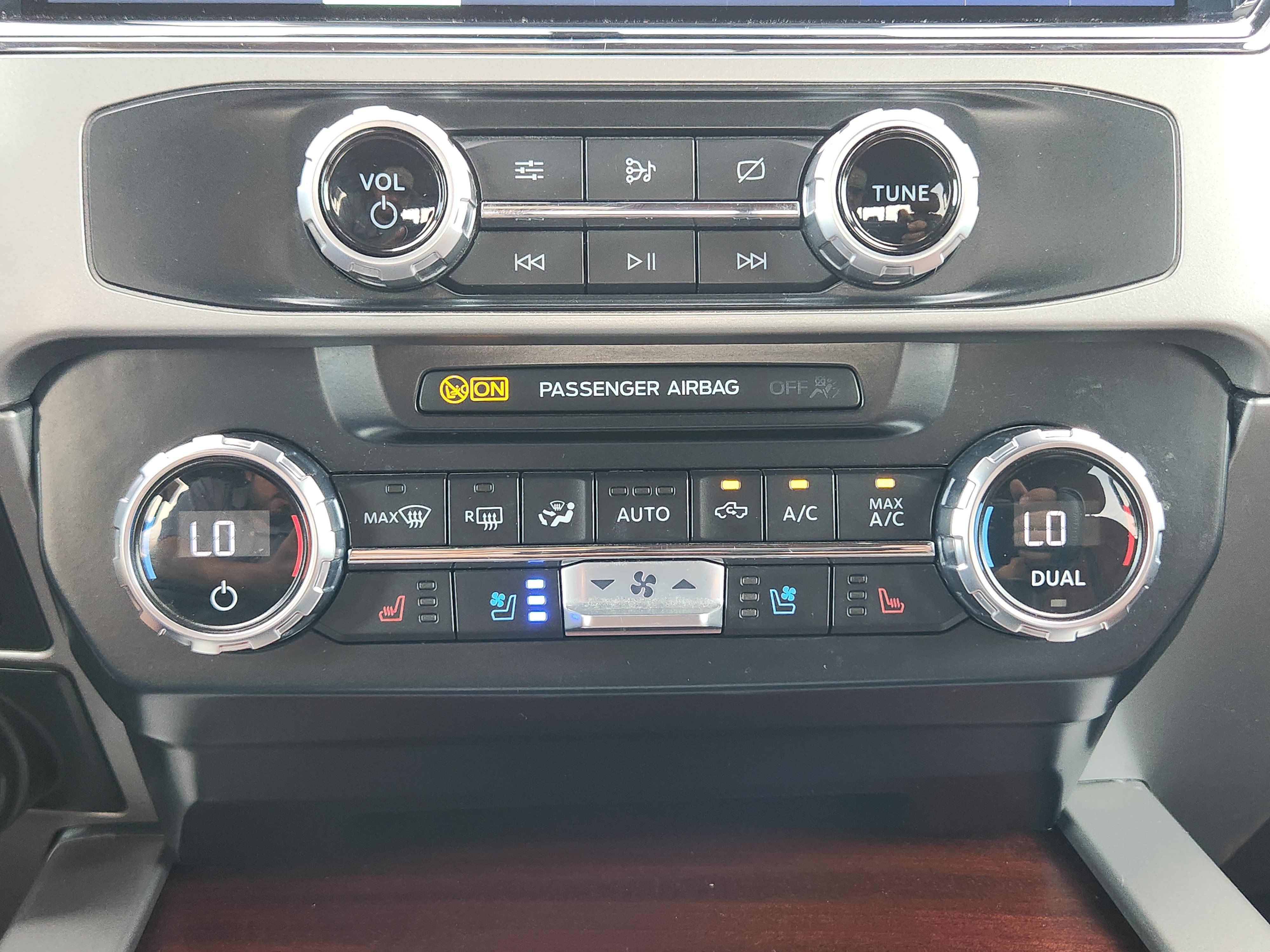 Used 2022 Ford F250 King Ranch w/ King Ranch Ultimate Package AWD/4WD image 14