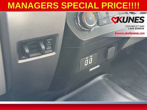 Used 2016 Ford F150 XLT w/ Equipment Group 302A Luxury AWD/4WD image 22