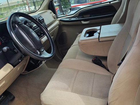 Used 2006 Ford F250 XLT RWD image 14