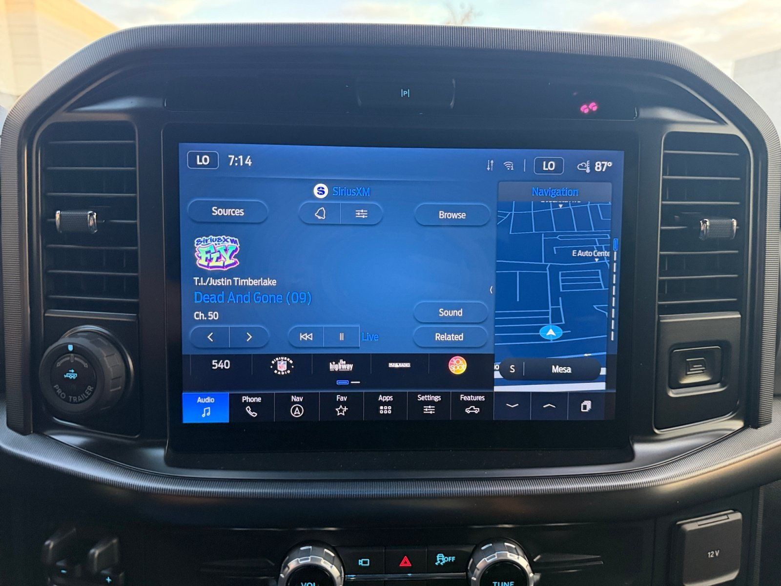 Certified 2025 Ford F150 Platinum AWD/4WD image 22