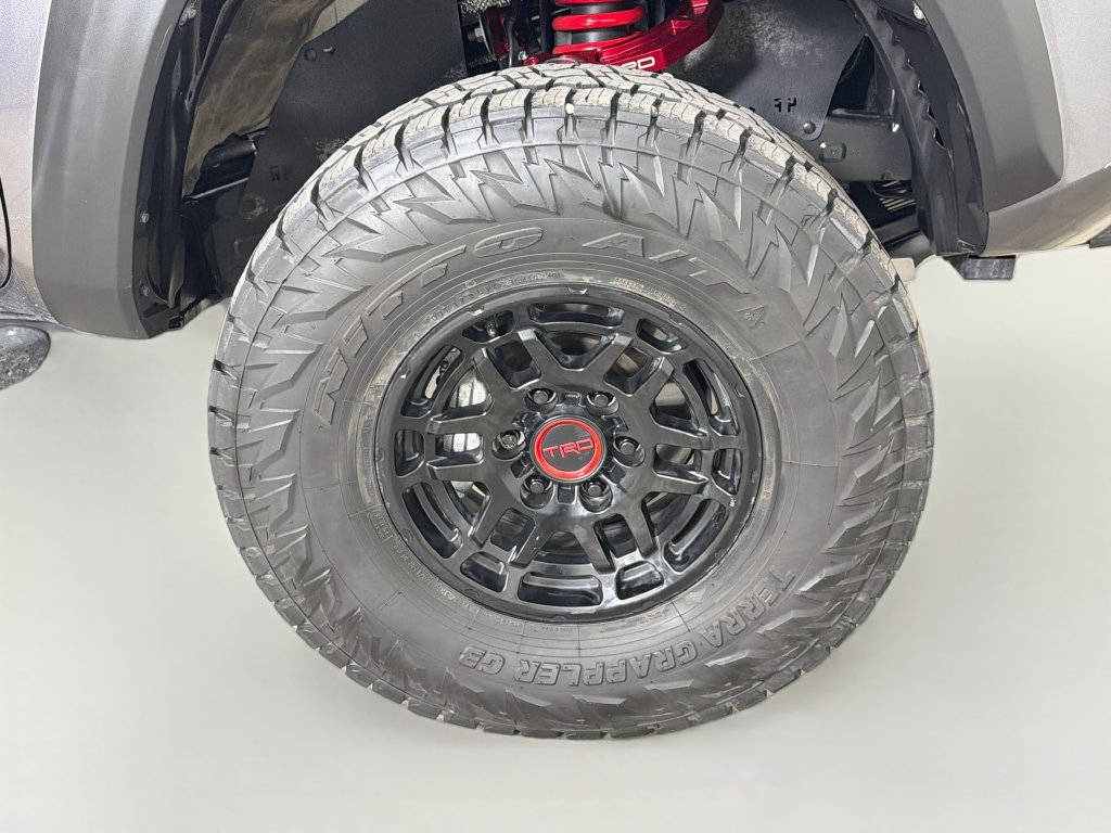 Used 2022 Toyota Tacoma TRD Pro AWD/4WD image 28