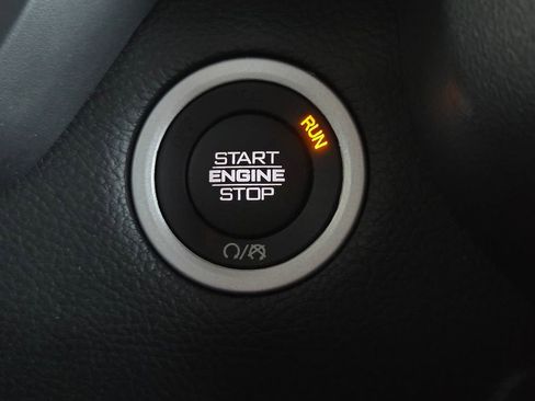 Certified 2023 RAM 1500 Big Horn image 10