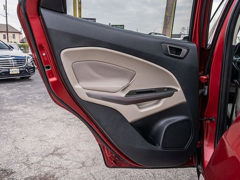 Used 2020 Ford EcoSport SE image 11
