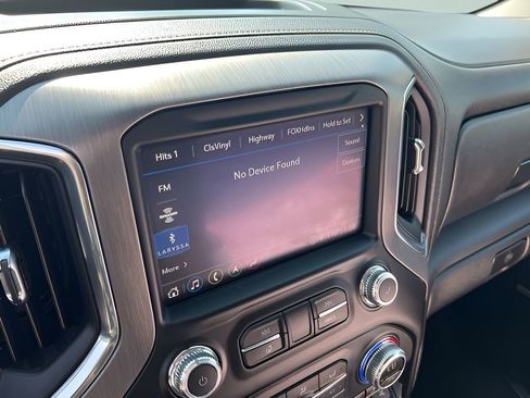 Used 2023 GMC Sierra 3500 Denali w/ Denali Ultimate Package AWD/4WD image 15
