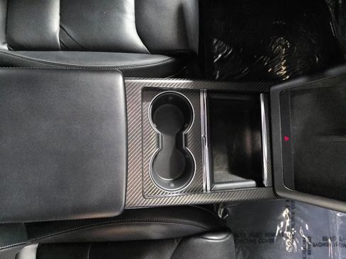 Used 2022 Tesla Model S Plaid image 14