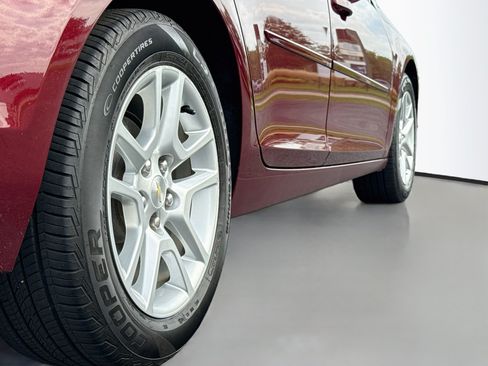Used 2016 Chevrolet Malibu LT w/ Power Convenience Package FWD image 9