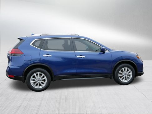 Used 2019 Nissan Rogue SV image 8