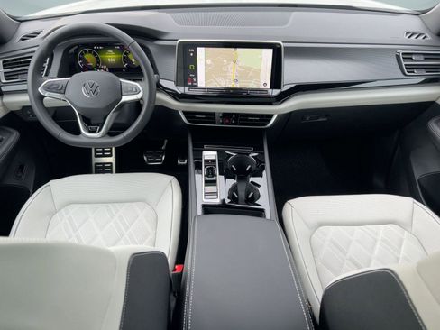 New 2026 Volkswagen Atlas Cross Sport SEL Premium R-Line image 16