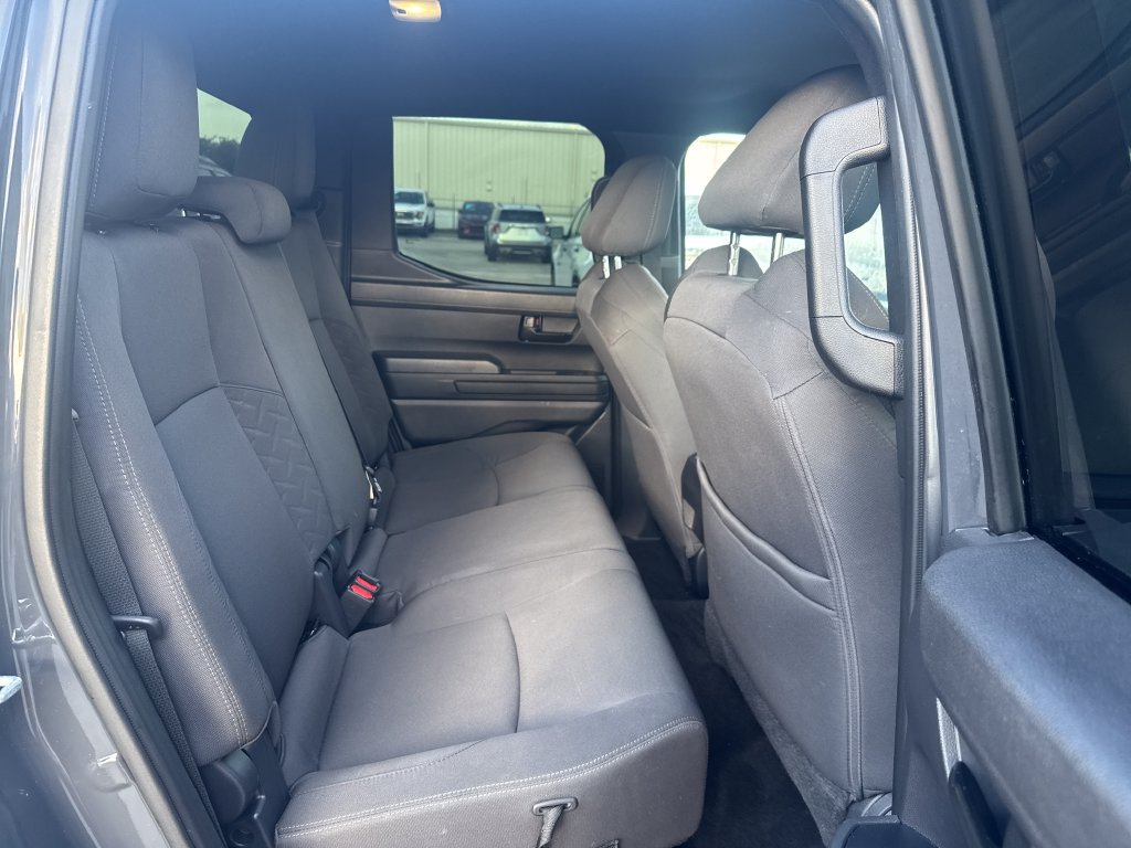 Used 2025 Toyota Tacoma SR5 AWD/4WD image 28