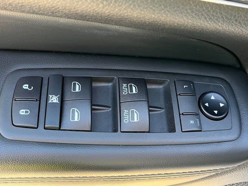 Used 2020 Jeep Grand Cherokee Limited X image 20