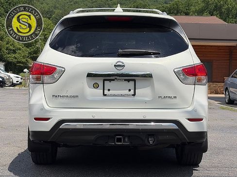 Used 2014 Nissan Pathfinder Platinum w/ Platinum Premium Package FWD image 5
