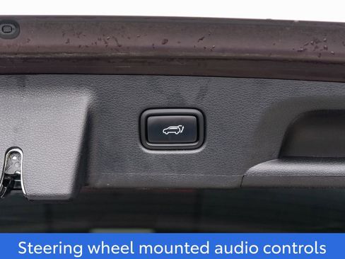 Used 2022 Hyundai Palisade SEL w/ 8P Bench Seat Package AWD/4WD image 11