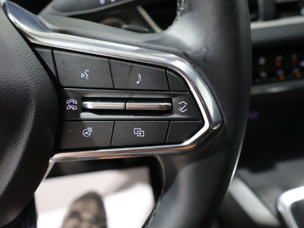 Used 2025 Chevrolet Equinox LT AWD/4WD image 33