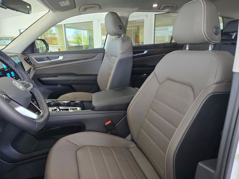 New 2026 Volkswagen Atlas SEL AWD/4WD image 17