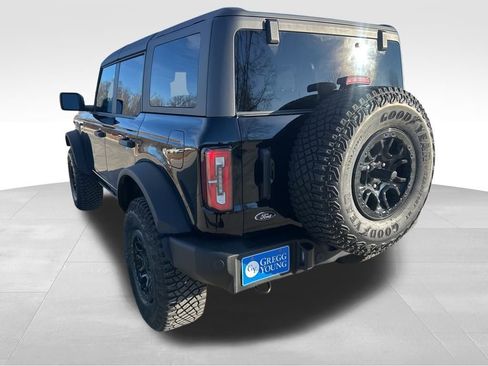 Used 2023 Ford Bronco Wildtrak image 4