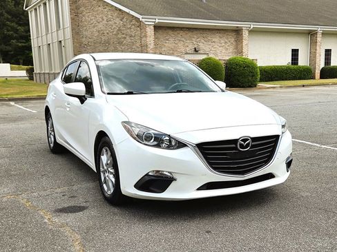 Used 2016 MAZDA MAZDA3 i Sport w/ Preferred Equipment Package FWD image 18