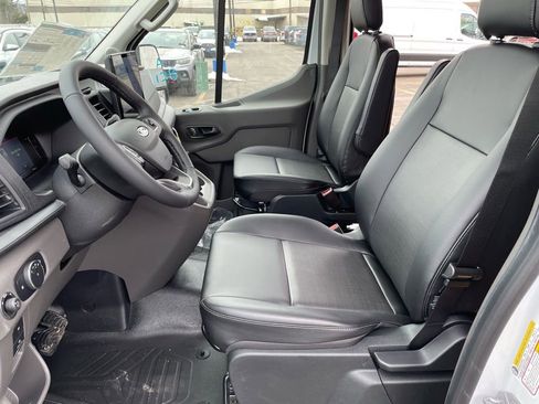 New 2026 Ford Transit 250 148 Medium Roof Extended AWD w/ Load Area Protection Package image 7