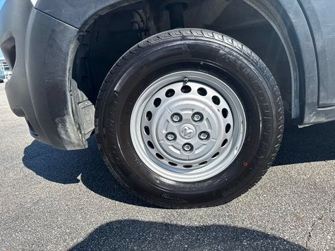 Used 2026 RAM ProMaster 2500 w/ Convenience Group FWD image 34