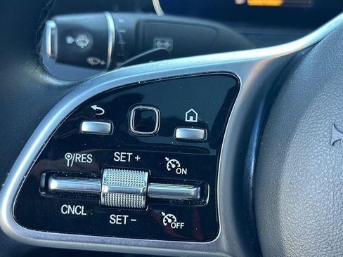 Used 2020 Mercedes-Benz E 350 Sedan image 31