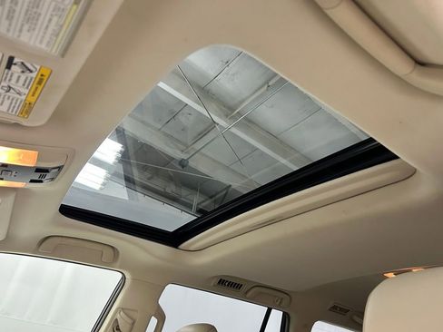 Used 2019 Lexus GX 460 Premium w/ Premium Package AWD/4WD image 18