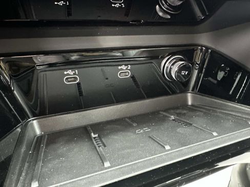 New 2025 Audi Q5 Premium image 19