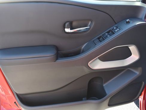 New 2026 Nissan Frontier SV w/ SV Convenience Package image 12