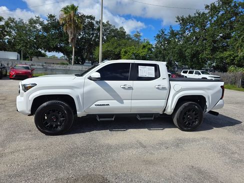 Used 2024 Toyota Tacoma SR5 AWD/4WD image 3