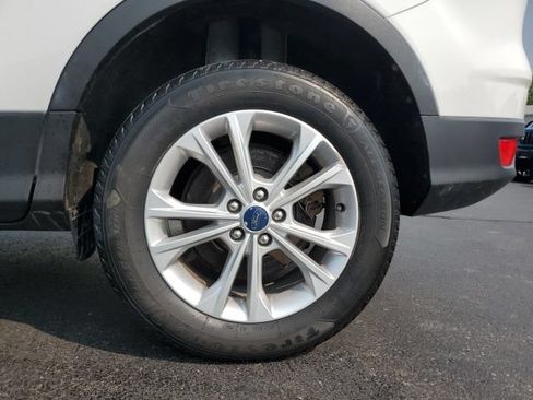 Used 2019 Ford Escape SE AWD/4WD image 9