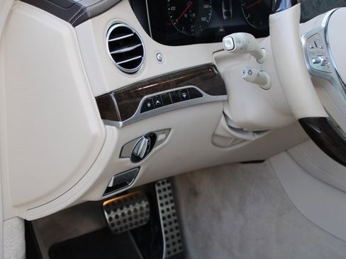 Used 2020 Mercedes-Benz S 560 4matic image 23