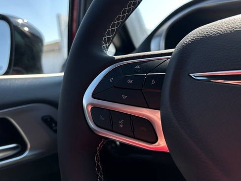 New 2026 Chrysler Pacifica Limited AWD/4WD image 43