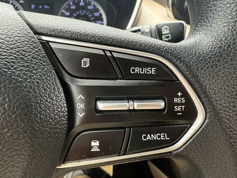 Used 2019 Hyundai Santa Fe SE FWD image 18
