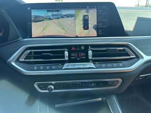 Used 2019 BMW X7 xDrive50i w/ M Sport Package image 23