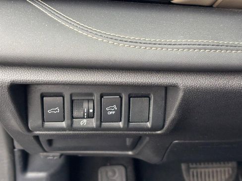 Used 2023 Subaru Outback Limited image 16