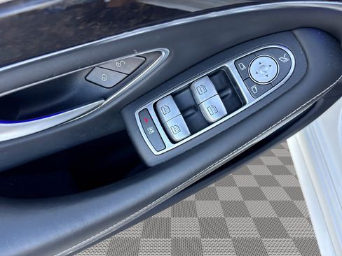 Used 2015 Mercedes-Benz S 550 Sedan image 15