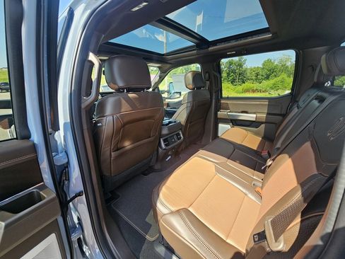 New 2025 Ford F250 King Ranch w/ Chrome Package image 32