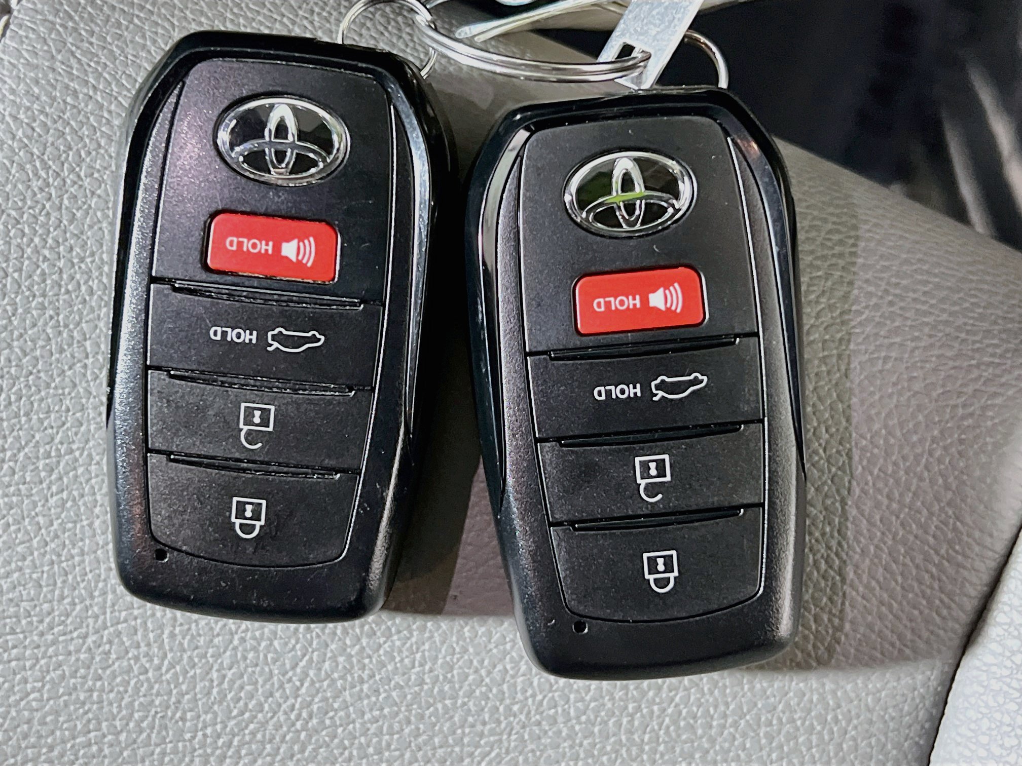 Used 2026 Toyota Camry SE FWD image 36