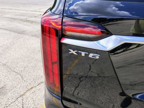 Used 2024 Cadillac XT6 Premium Luxury w/ LPO, Floor Liner Package AWD/4WD image 15