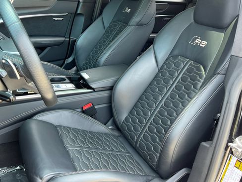 Used 2024 Audi RS 7 Performance AWD/4WD image 4