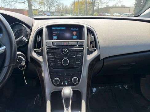 Used 2012 Buick Verano Convenience image 12