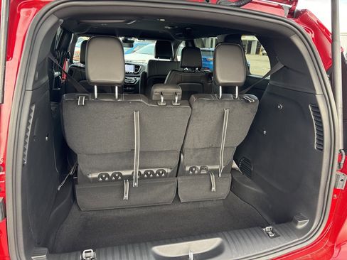 New 2026 Chrysler Voyager LX image 27