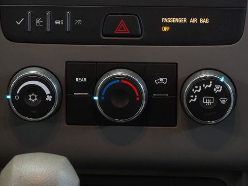 Used 2016 Chevrolet Traverse LS AWD/4WD image 19