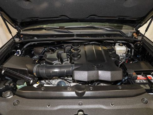 Used 2018 Toyota 4Runner SR5 Premium image 20